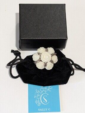 NIB Sally C Treasures Solid Sterling Silver White Coral Rose Bouquet Sz7.75 Ring